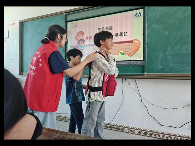 图三
