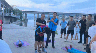 群众实操 气道异物梗阻